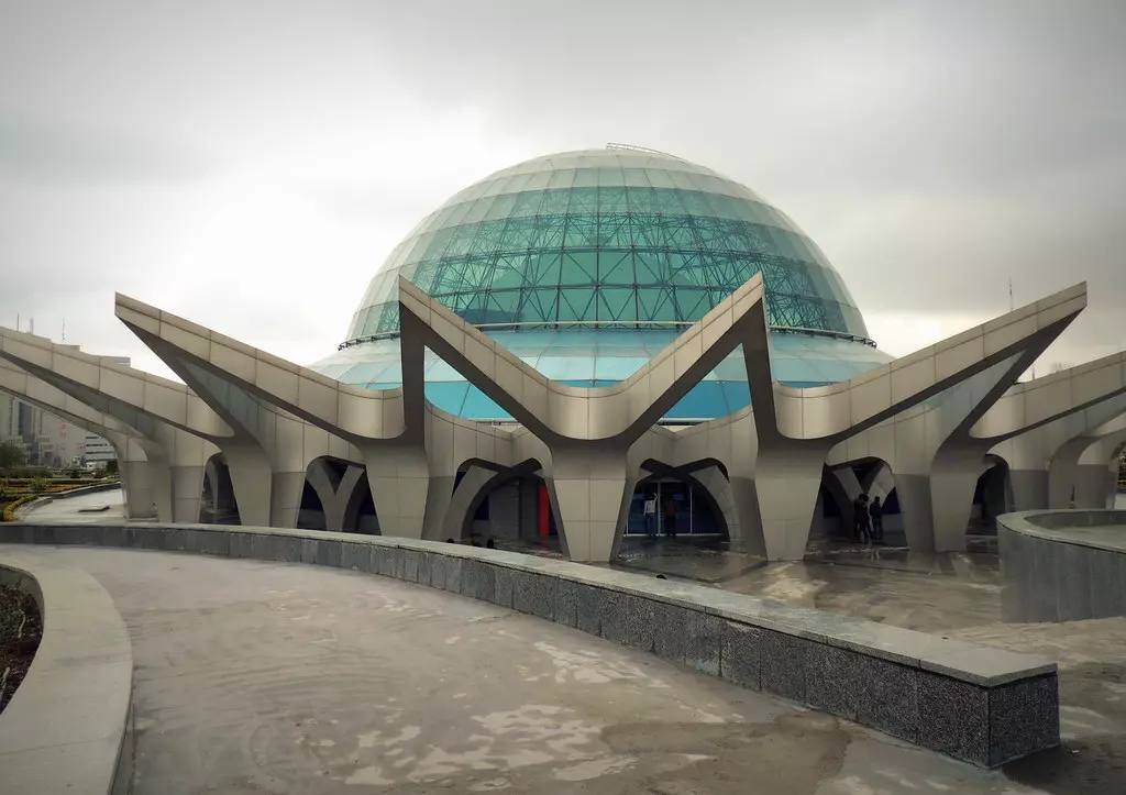 معماری بومی و مدرن